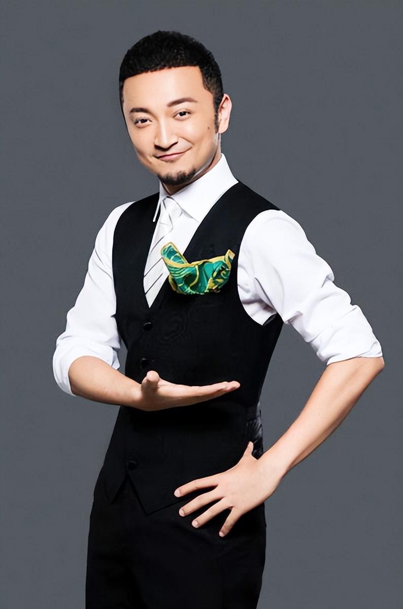 外景主持(央视当红主持人小尼) - 好工作