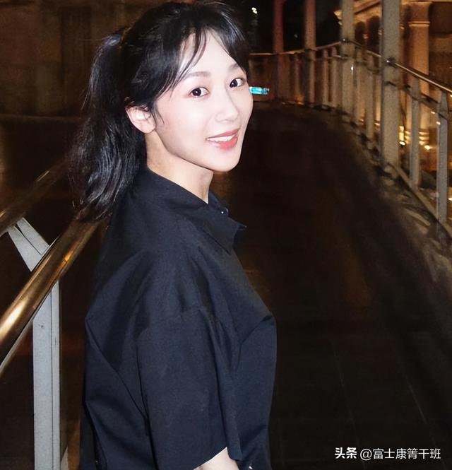 肖战有没有绯闻，杨紫肖战再传绯闻，网友：离谱