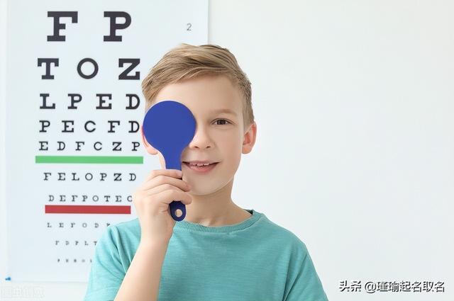 阳字取名的寓意，10个搭配任何姓氏都好听的男孩名