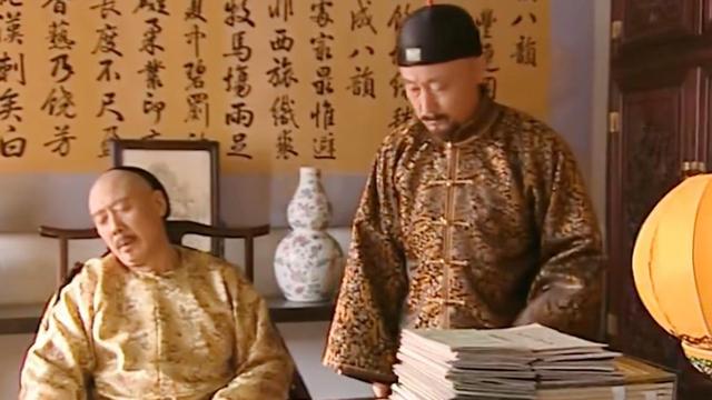 端妃的癫狂儿子，“戏精”弘昼为了活命，到底做了多少戏？