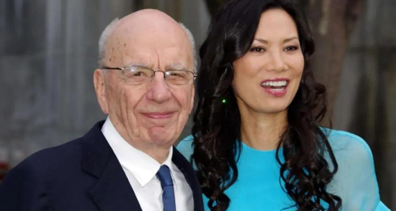 邓文迪简介，邓文迪简介个人资料邓文迪的七个男人都是谁（嫁百亿豪门却与首相暧昧）