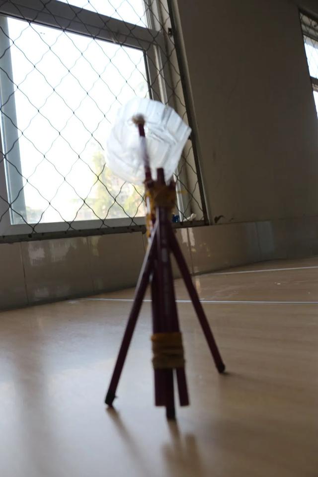 中学生科技小制作，中学生科技小（邓州市六高中科技小制作作品展）