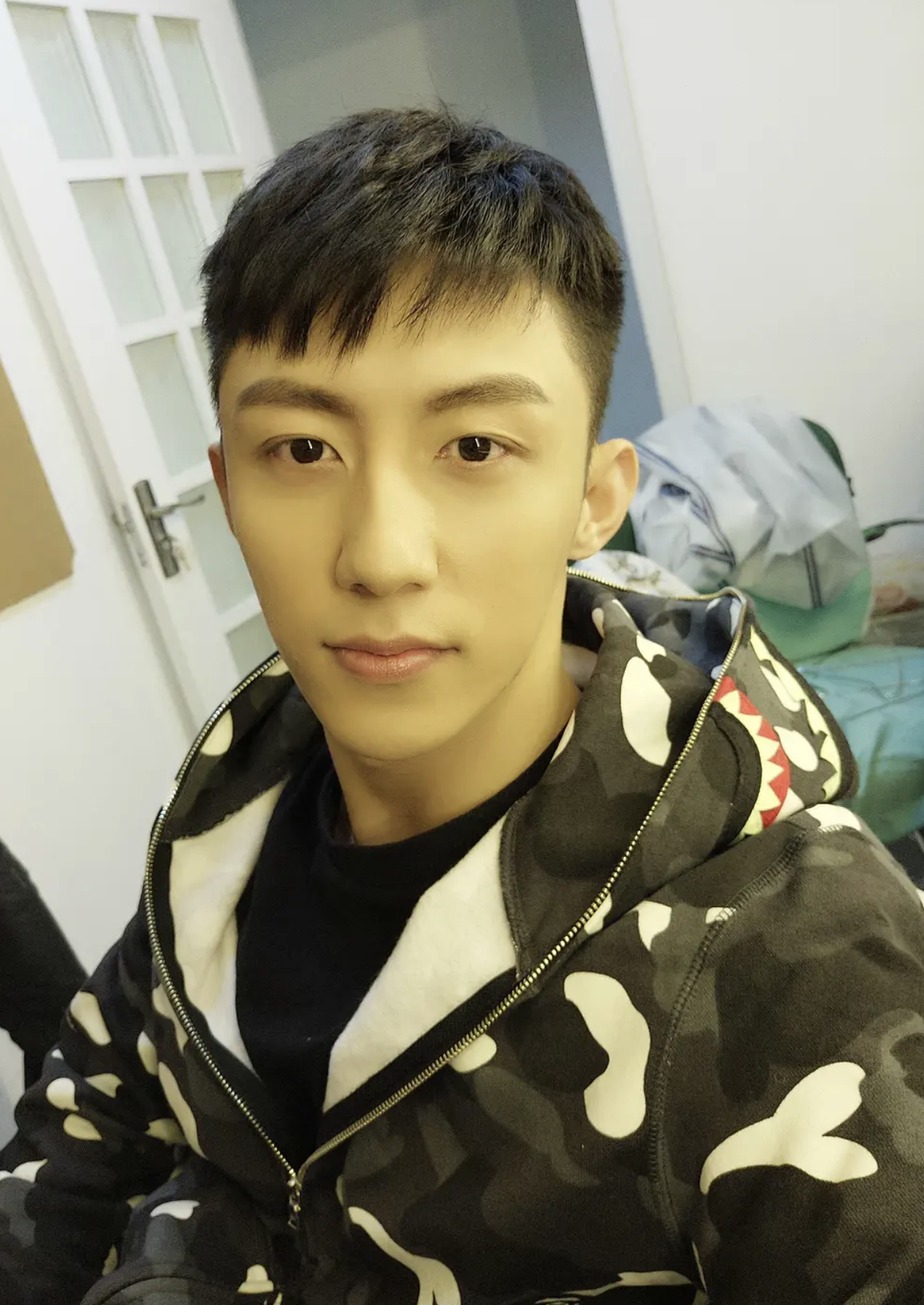 黄景瑜个人资料介绍(揭秘"硬汉小生"黄景瑜的成名之路)