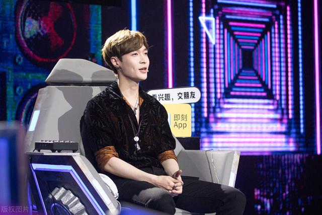 祈福 雅安，微信头像，祈福 雅安（三观比五官还正的男人有多耀眼）