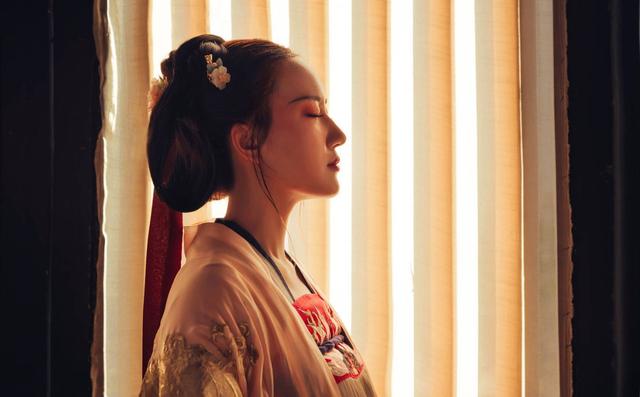 鱼玄机的故事，关于鱼玄机的文章（风流女诗人鱼玄机的故事）