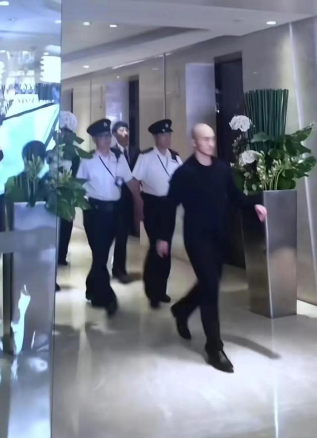 武僧一龙个人简介，网红武僧一龙被少林寺永远的逐出师门