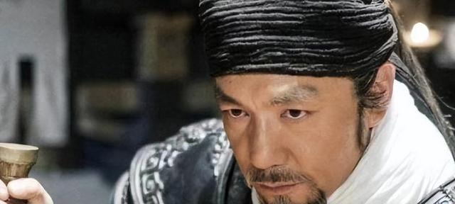 纸上谈兵的历史人物是谁，指鹿为马的历史人物是谁（他是纸上谈兵的代表人物）