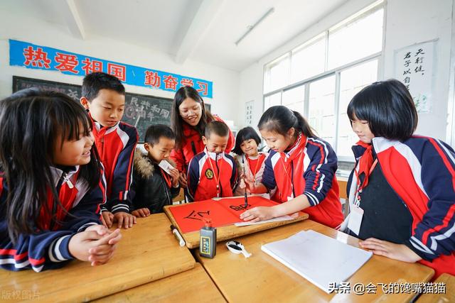 小学生守则十条，小学生校园文明公约十条（孩子从小就要给立的十个规矩）