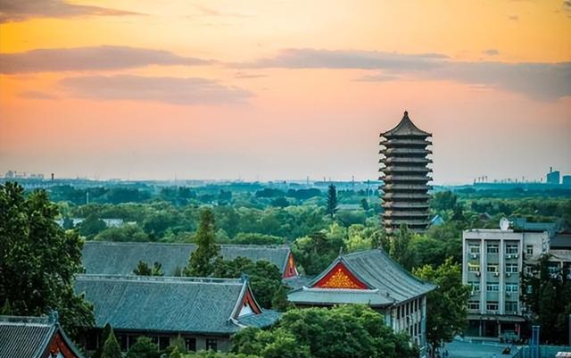 中国最高学历是什么学历，研究生有哪几种类型（招聘员工最亲睐的大学名单）