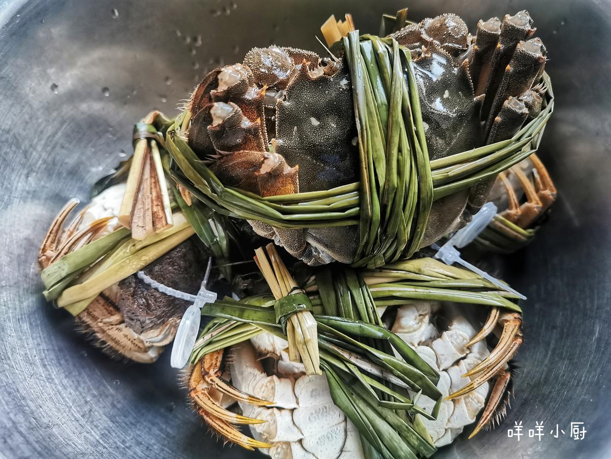 大闸蟹做法家常做法(大闸蟹还是清蒸着吃好，原汁原味的鲜美，可是你真的做对了吗)
