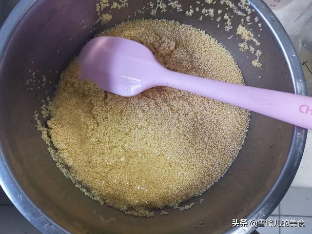 小米糕的做法，小米糕的做法松软又好吃（它是“谷中人参”健胃除湿）