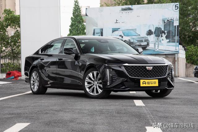 2022年新款凯迪拉克ct6，降价2万元/取消后轮转向