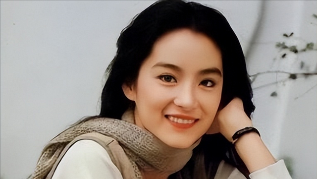 世界公认的十大美女，世界10大美女（世界公认的10大高颜值女明星）