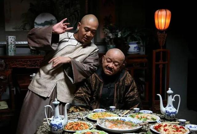 敷衍是什么意思解释，敷衍是什么意思（成语“虚与委蛇”我们都听过）