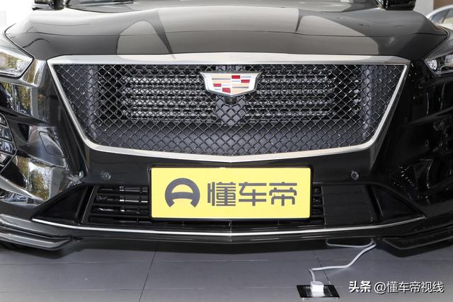 2022年新款凯迪拉克ct6，降价2万元/取消后轮转向