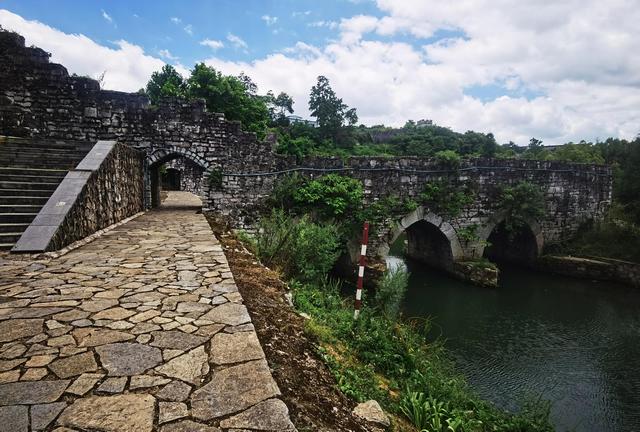贵州福泉市有哪些好玩的地方,贵州福泉市有哪些好玩的地方呢(贵州县域