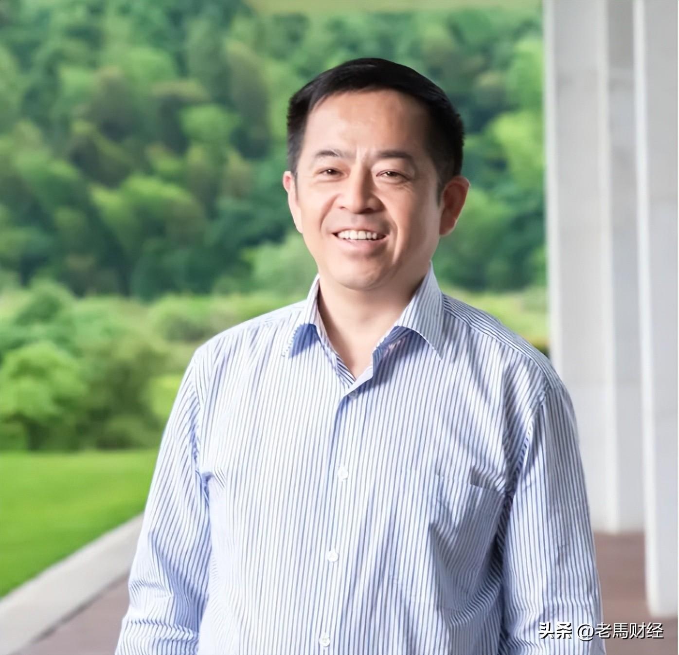 向文波向文波,出生于1962年,现年60岁,益阳沅江人,目前常居湖南长沙