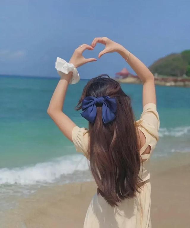 气质女头，微信头像，气质女头（女生气质微信头像）