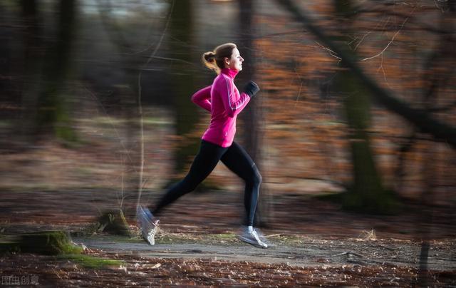 为什么慢跑三个月后才开始瘦，跑步一个月性功能有什么改善（几个影响减肥速度的原因）