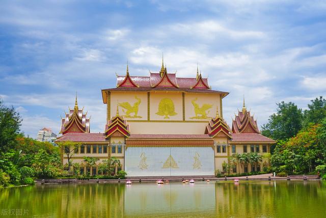 西双版纳旅游必去景点，旅游西双版纳必去景点有哪些（这8大景点一定要去一次）