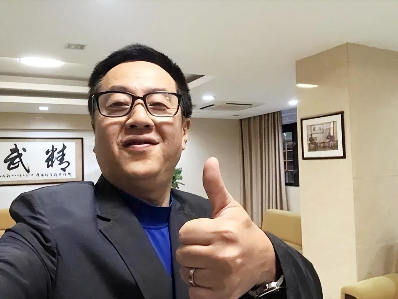 天津水晶宫饭店老板图片