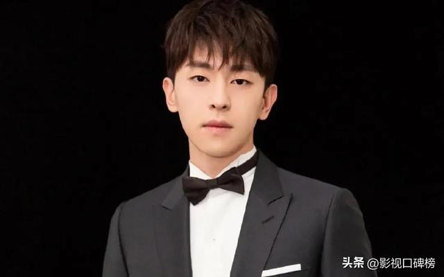 邓伦上过什么综艺，邓伦罕见地露面明显消瘦