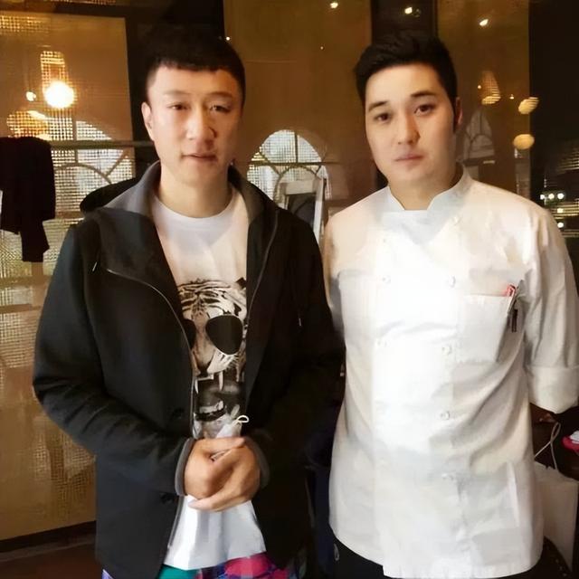 孙红雷与丁嘉丽分手20年：他娶海归美女做爸爸，她愧对女儿仍单身