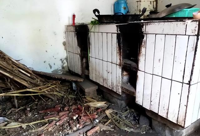 农村取暖最新最好的方式，农村取暖最新最好的方式有哪些（这些取暖方式要被淘汰）