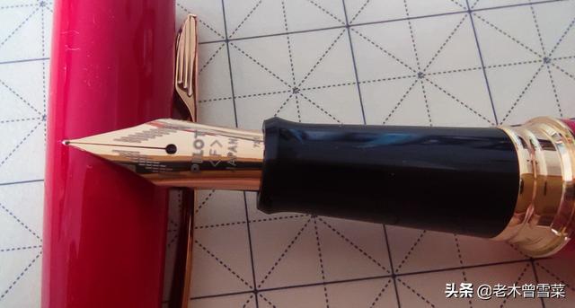 钢笔怎么换墨囊（从零开始用钢笔~钢笔入门指导篇）