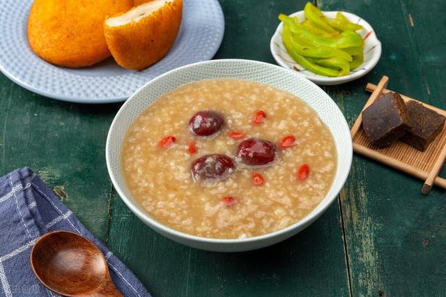 睡觉时十指相扣，睡觉时十指相扣代表（解决9种恼人的常见问题）