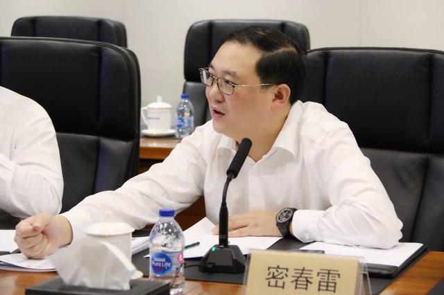 董卿老公密春雷简历,密春雷简历(密春雷:25岁成亿万富豪)