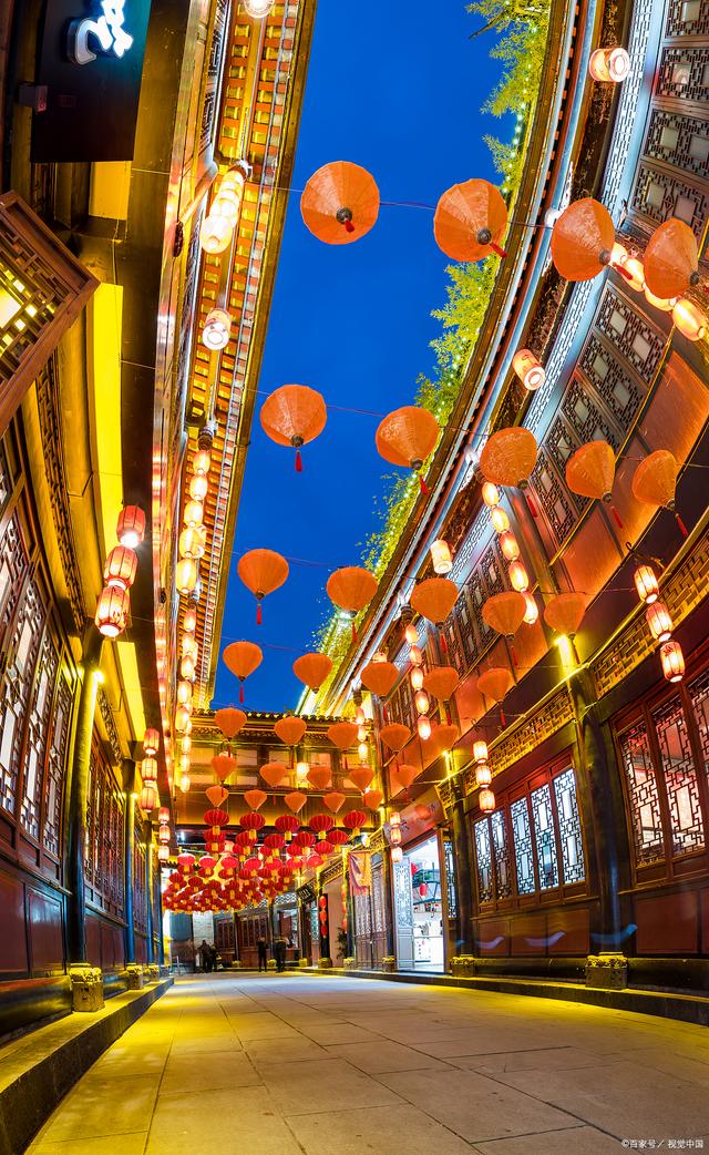 成都网红打卡景点，成都网红打卡景点推荐（这6个地方一定不可错过）