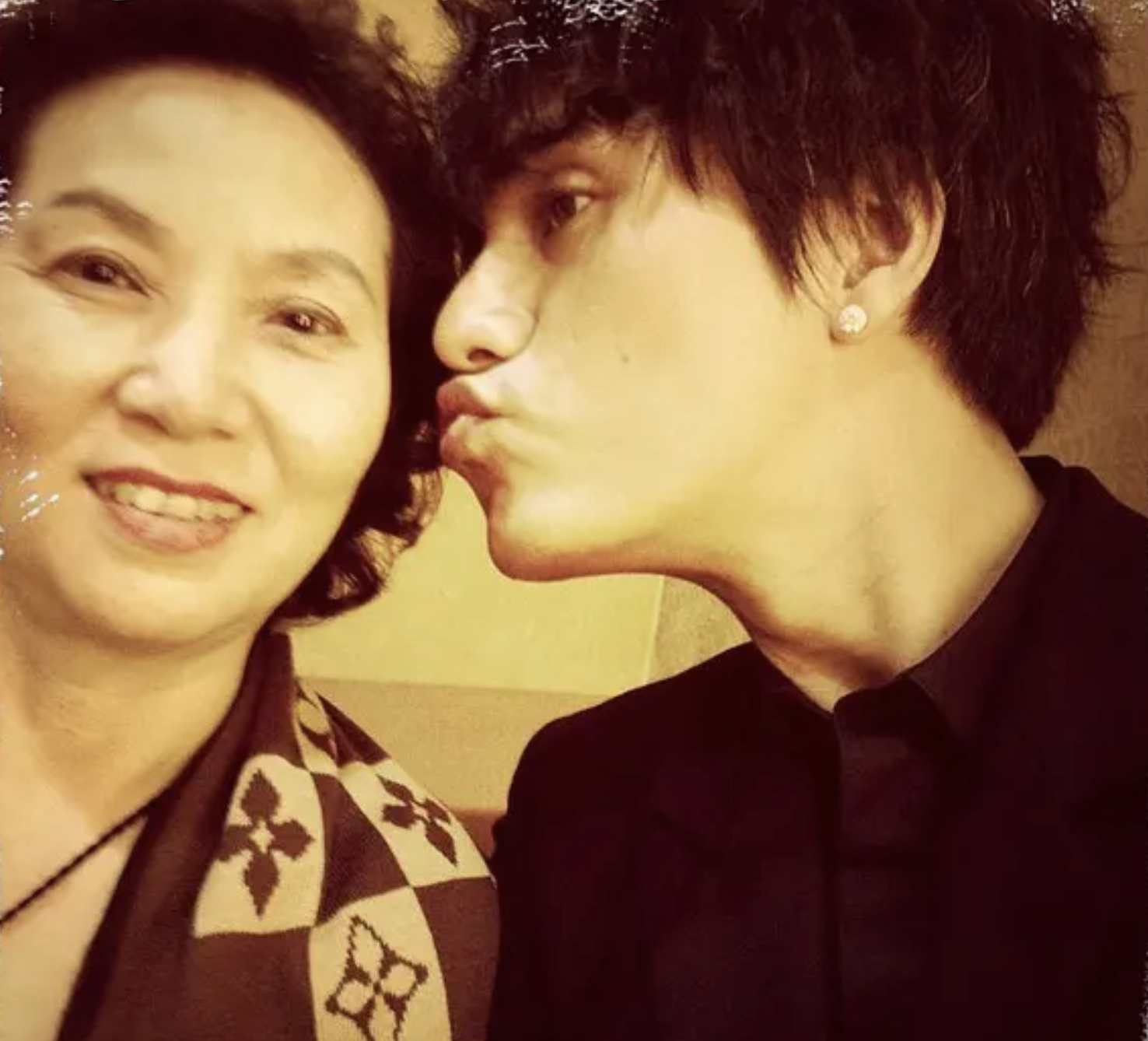 阵坤个人资料(陈坤儿子陈尊佑的身世之谜) - 散下步