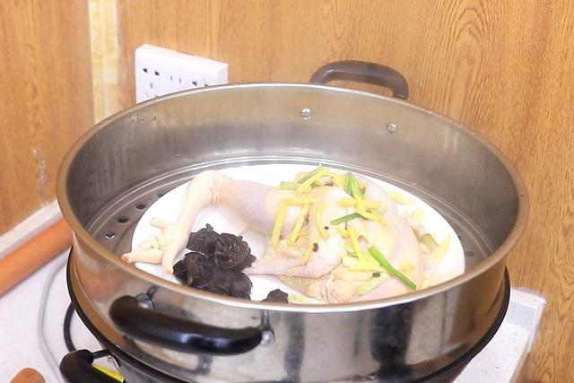 冬季女性养生食谱，冬季女性养生食谱有哪些（建议大家冬天多吃5样）