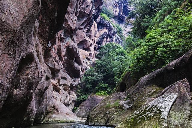 泰宁旅游必去十处景点，福建旅游-泰宁丹霞山水游-九龙潭、上清溪、明清园