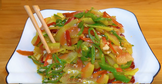 中国立秋当天吃什么，立秋当天吃什么好（建议吃8种秋补食物）