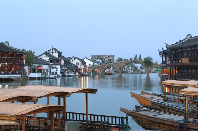 上海十大最好玩的古镇，比乌镇西塘安静还免费
