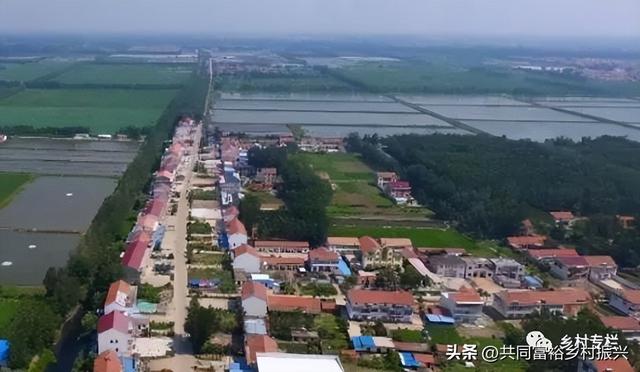 农村房屋异地搬迁政策，农村危房异地搬迁政策（“土地归并”每亩补偿6万）