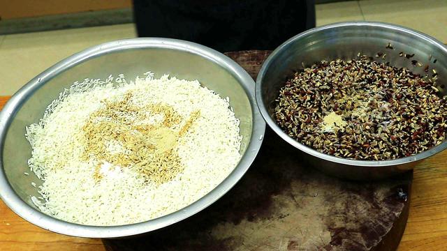 三角粽怎么包，三角粽怎么包慢动作（加凉水还是开水）