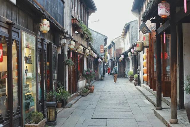 苏州丝绸哪里买最正宗，苏州哪里买丝绸（这六家特色小店别错过）