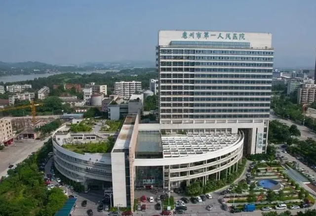 宝宝高烧一直不退是什么原因，婴儿高烧不退的原因是什么（看到检查结果后父母崩溃了）