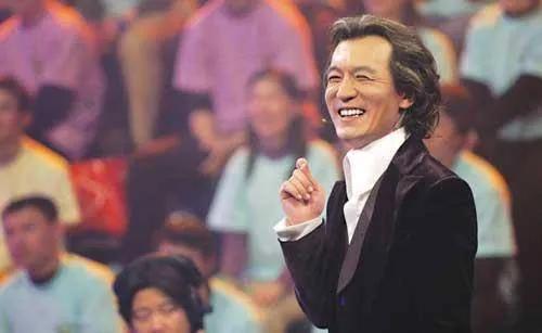 国内身价最高的主持人，身价5亿的节目主持人李咏病逝4年后