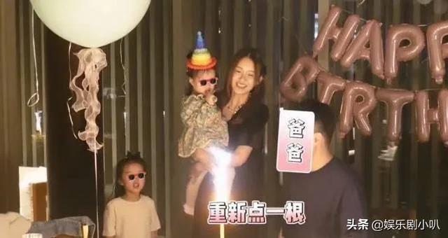 李佳航老婆李晟怎么读，李晟怎么读（有人无资源靠直播带货）