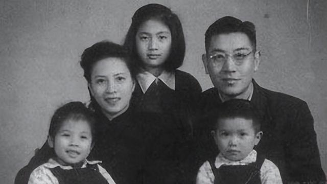 戴望舒是什么派诗人，戴望舒是什么派诗人新月诗派（戴望舒：让好友与妻同住一房）