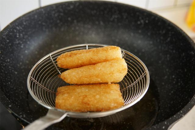 中秋节吃什么传统食物，中秋节吃什么传统食品（还有啥适合吃的节日食品）