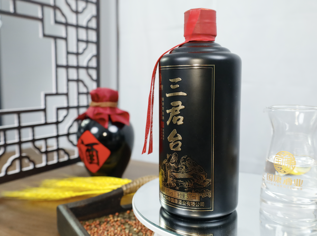 喝酒春节祝福词，别再干站着不知所措了