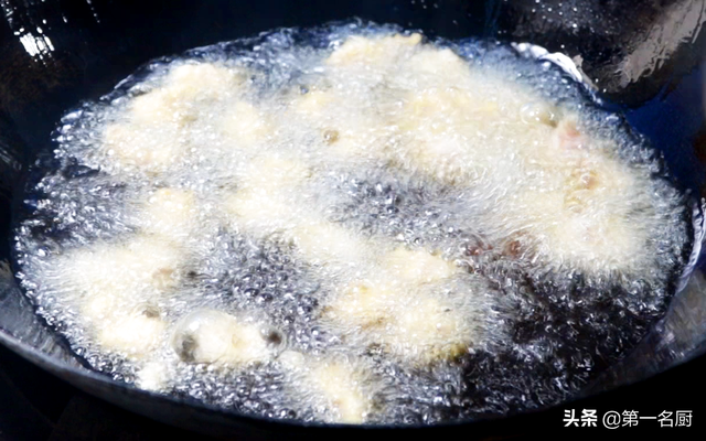 家常小炒五花肉的做法，小炒五花肉的家常做法（软嫩如豆腐）