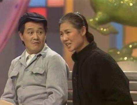 赵本山现状如何，56岁的赵本山现状（64岁赵本山卸任本山传媒董事长）