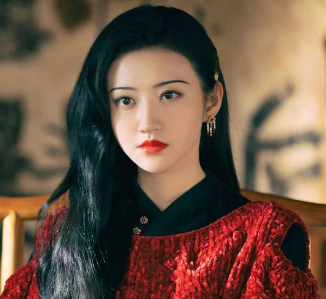 景甜素颜洗脸被指接地气，景甜私密视频被曝光