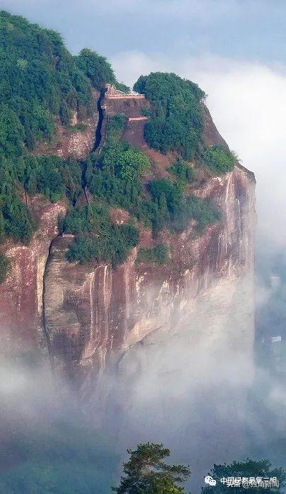 泰宁丹霞地貌的两个著名景点，藏在这里的两处绝美丹霞